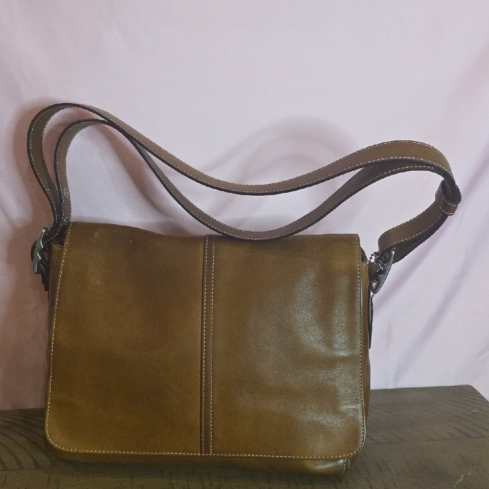 Coach Vintage Shoulder Flap Bag 9570 VTG Burnished Leather
